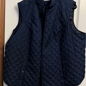 Navy Quilted Vest - size 4X - excellent condition